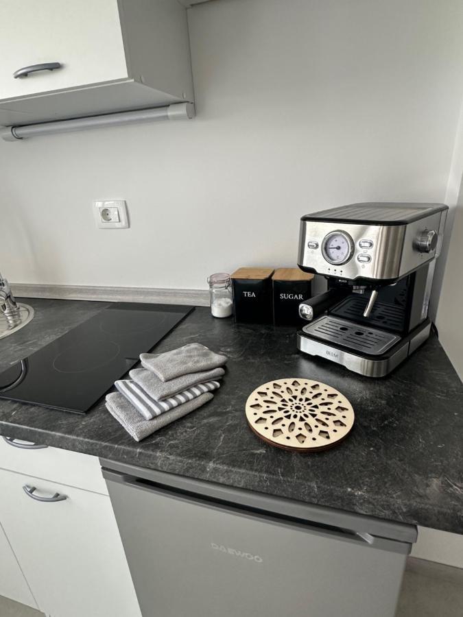 Abby Apartment Копер Екстериор снимка